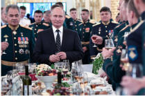 Ein bekanntes Gesicht in Putins Kabinett